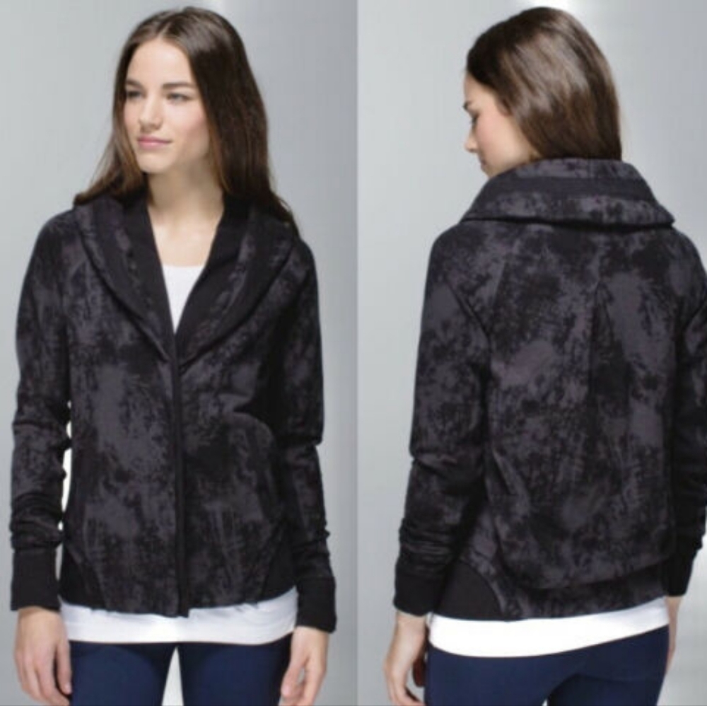 Lululemon Back to class sea coal jacket
